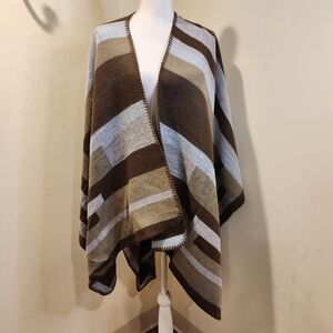CAKE & ROSES Large Cape Striped Cozy Poncho